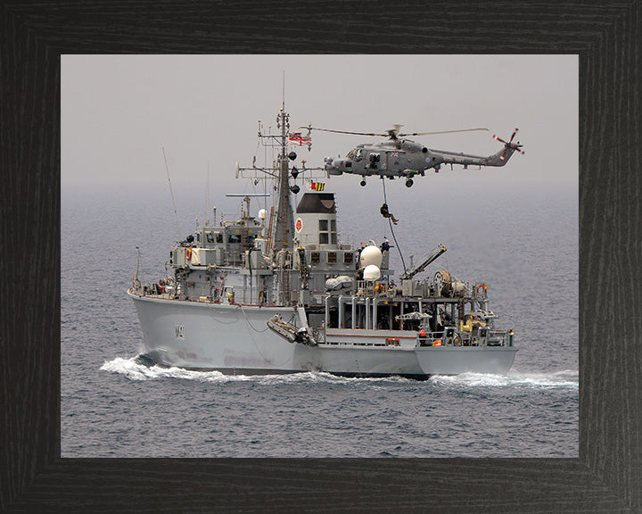 HMS Quorn M41 | Photo Print | Framed Print | Hunt Class | Mine Warfare Vessel | Royal Navy Hampshire Prints