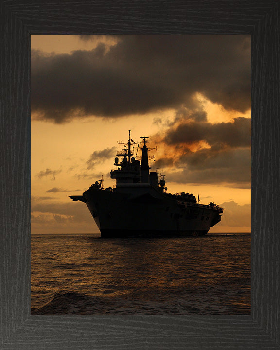 HMS Invincible R05 | Photo Print | Framed Print | Invincible Class | Aircraft Carrier | Royal Navy Hampshire Prints