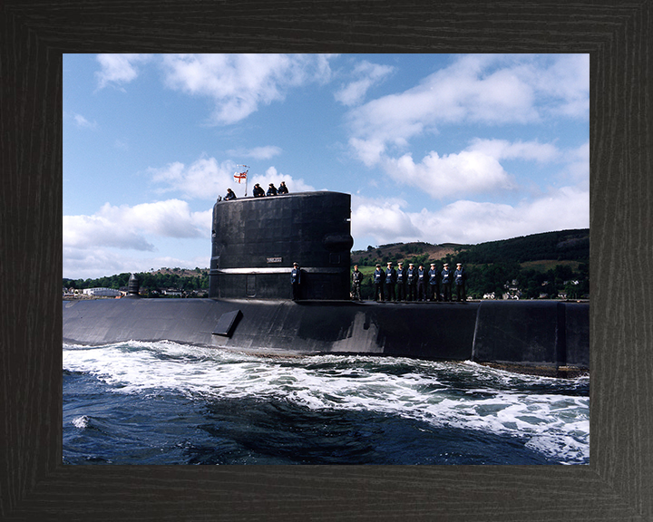 HMS Tireless (S88) Photo Print - On the Clyde 1994 - Royal Navy Trafalgar Class Submarine Hampshire Prints 10 x 8 Black Frame No
