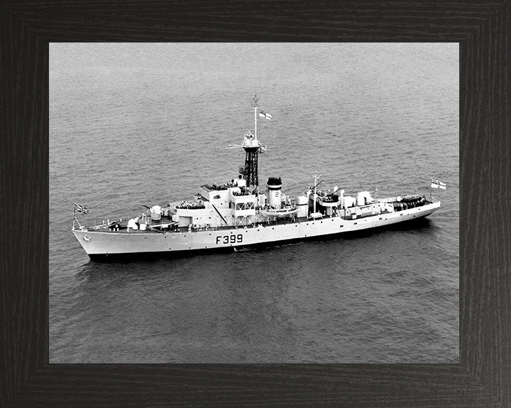 HMS Tintagel Castle K459 Royal Navy Castle class corvette Photo Print or Framed Print - Hampshire Prints