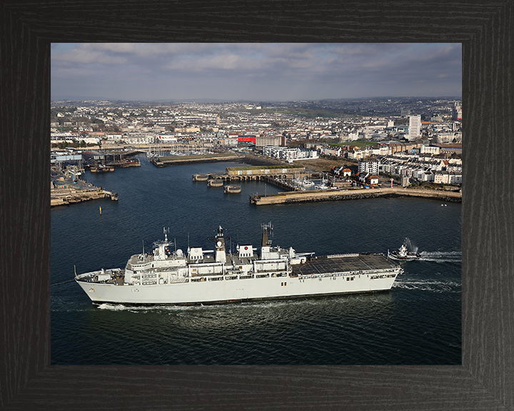 HMS Bulwark (L15) Royal Navy Albion Class Amphibious Ship Heading For Trials Photo Print Wall Art Decor Posters, Prints, & Visual Artwork Hampshire Prints 10 x 8 Black Frame No