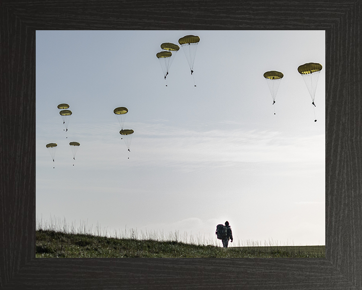 British Army Medic and Parachutes 2026 Photo Print Wall Art Military Decor Poster Posters, Prints, & Visual Artwork Hampshire Prints 10 x 8 Black Frame No
