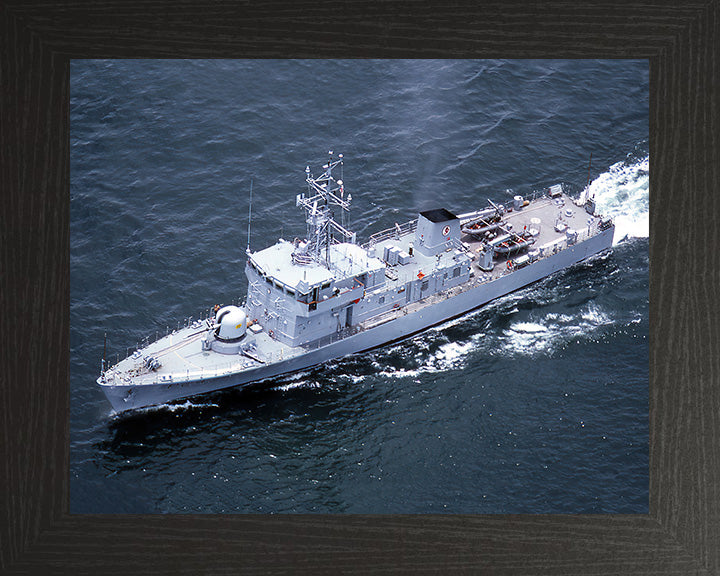 HMS Swift P243 Royal Navy Peacock Class Patrol Vessel Photo Print or Framed Print - Hampshire Prints