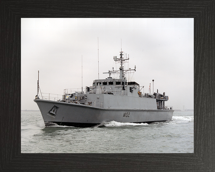 HMS Inverness (M102) Photo Print - at sea - Royal Navy Sandown Class Minehunter