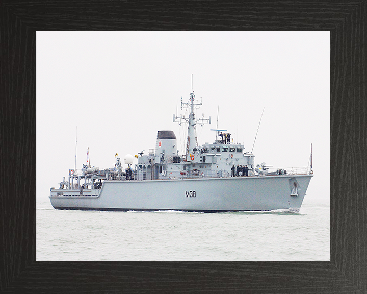 HMS Atherstone (M38) Royal Navy Hunt Class Mine Warfare Vessel Starboard View Photo Print Wall Art Decor Posters, Prints, & Visual Artwork Hampshire Prints 10 x 8 Black Frame No