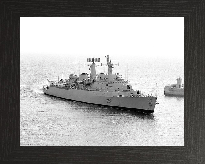 HMS Devonshire (D02) Royal Navy County Class Destroyer Entering Harbour Photo Print Wall Art Decor Posters, Prints, & Visual Artwork Hampshire Prints 10 x 8 Black Frame No