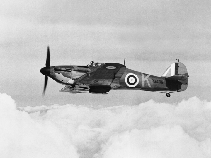 RAF Hawker Hurricane MkI in Flight 1940 Photo Print Royal Air Force Aircraft Wall Art Aviation Decor Posters, Prints, & Visual Artwork Hampshire Prints 6 x 4 No Frame No