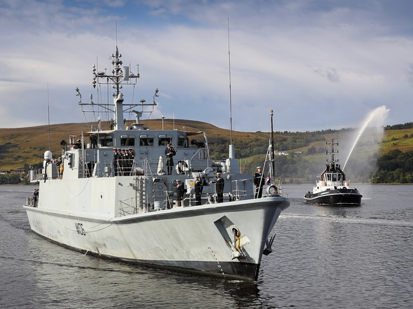 HMS Penzance M106 Sandown Class Minehunter September 2017