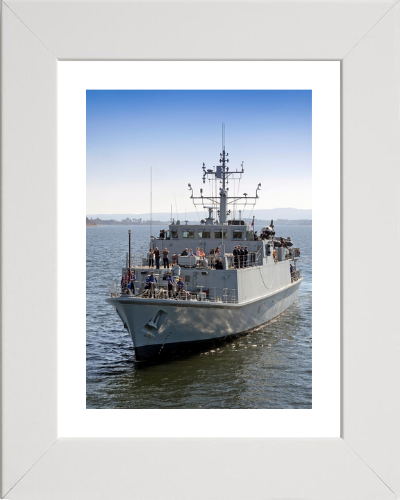 HMS Pembroke M107 Sandown Class Minehunter April 2015 Photo Print - Posters, Prints, & Visual Artwork - by Hampshire Prints (image 4 of 9)
