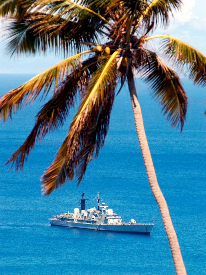 HMS Manchester D95 Type 42 Destroyer September 2003 Photo Print - Posters, Prints, & Visual Artwork - by Hampshire Prints (image 1 of 9)