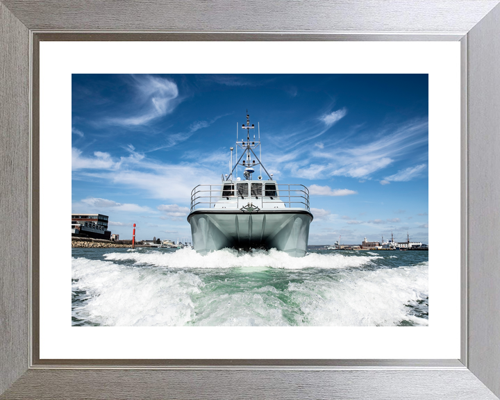 HMS Magpie H130 Coastal Survey Vessel March 2019 Bow View Photo Print - Posters, Prints, & Visual Artwork - by Hampshire Prints (image 6 of 9)