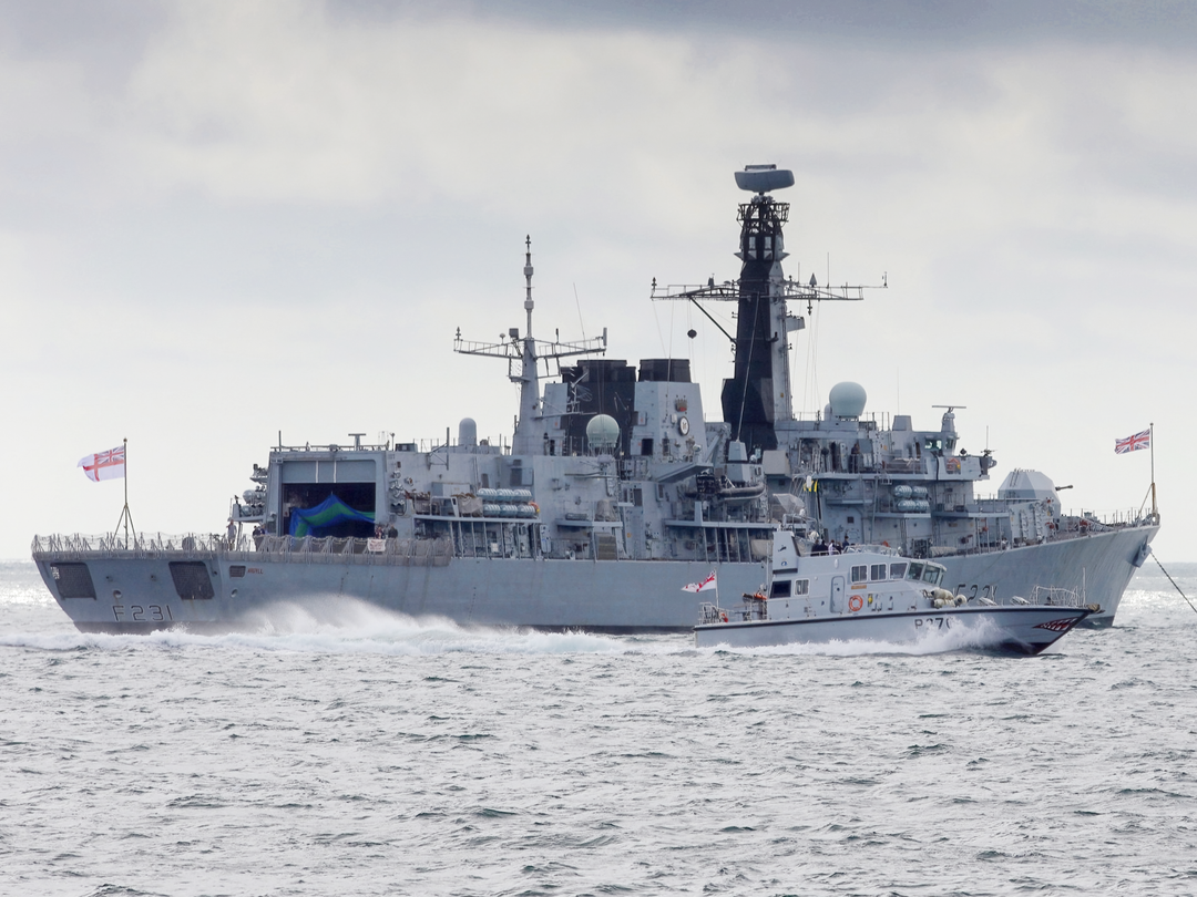 HMS Argyll (F231) Royal Navy Type 23 Frigate With P2000 Wall Art Photo Print Naval Decor Posters, Prints, & Visual Artwork Hampshire Prints 6 x 4 No Frame No