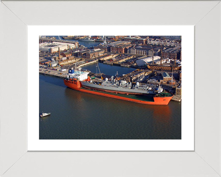 HMS Nottingham (D91) Photo Print - On The Barge MV Swan - Royal Navy Type 42 Destroyer Hampshire Prints 10 x 8 White Frame Yes