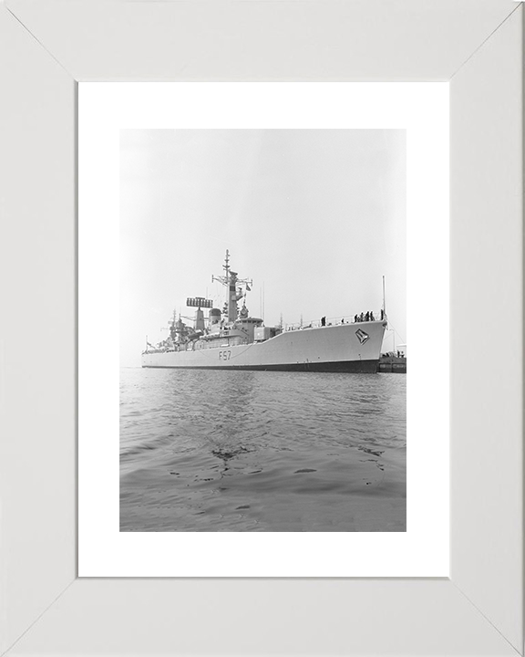 HMS Andromeda (F57) Royal Navy Leander Class Frigate Low Starboard View Photo Print Wall Art Decor Posters, Prints, & Visual Artwork Hampshire Prints 10 x 8 White Frame Yes