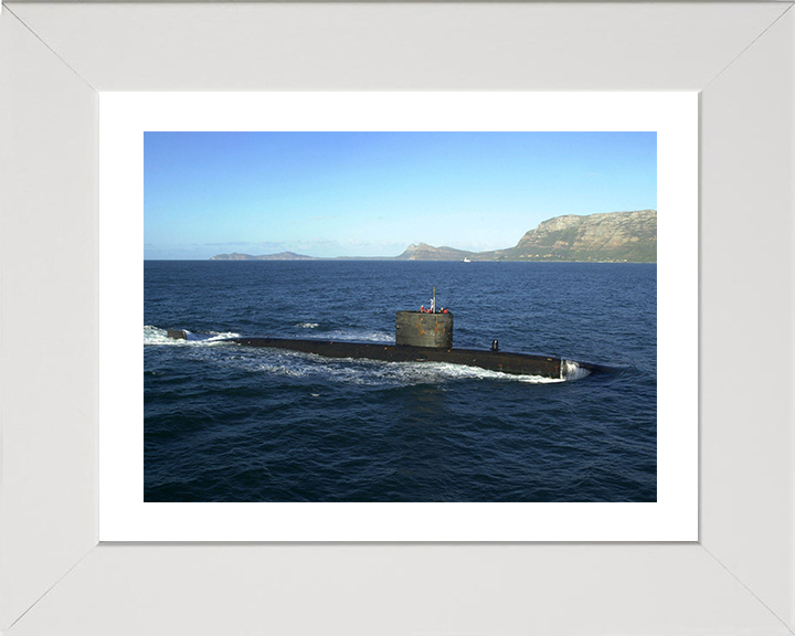 HMS Splendid (S106) Photo Print - South Africa 2002 - Royal Navy Swiftsure Class Submarine Hampshire Prints 10 x 8 White Frame Yes