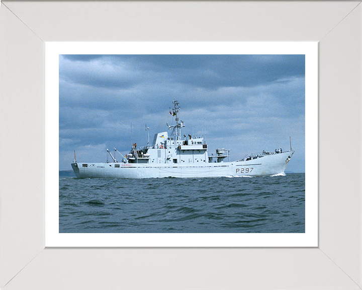 HMS Guernsey P297 Royal Navy Island class Patrol Vessel Photo Print or Framed Photo Print - Hampshire Prints