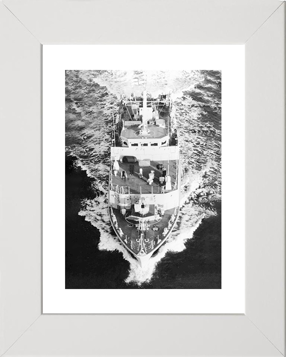 HMS Cromer (M103) Royal Navy Sandown Class Minehunter Bow view Photo Print Wall Art Decor Posters, Prints, & Visual Artwork Hampshire Prints 10 x 8 White Frame Yes
