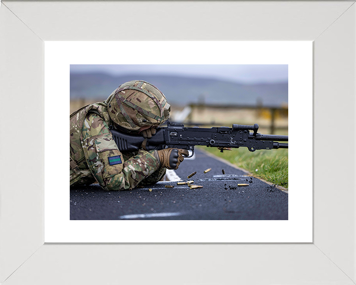British Army Reserve Trooper firing a GPMG Photo Print Wall Art Military Decor Poster Posters, Prints, & Visual Artwork Hampshire Prints 10 x 8 White Frame Yes
