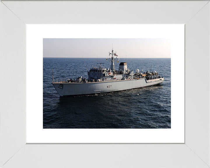 HMS Chiddingfold M37 | Photo Print | Framed Print | Hunt Class | Minehunter | Royal Navy Hampshire Prints