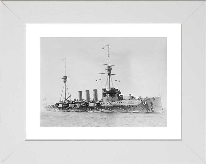 HMS Achilles (1905) Royal Navy Warrior Class Armoured Cruiser Photo Print Starboard Bow View Warship Wall Art Posters, Prints, & Visual Artwork Hampshire Prints 10 x 8 White Frame Yes