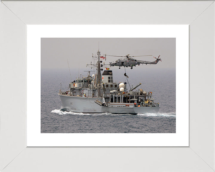 HMS Quorn M41 | Photo Print | Framed Print | Hunt Class | Mine Warfare Vessel | Royal Navy Hampshire Prints
