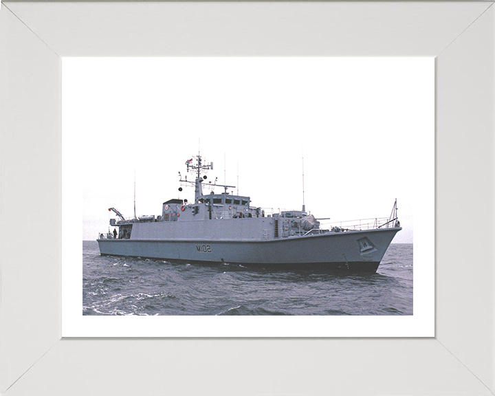 HMS Inverness (M102) Photo Print - at sea 1994 - Royal Navy Sandown Class Minehunter