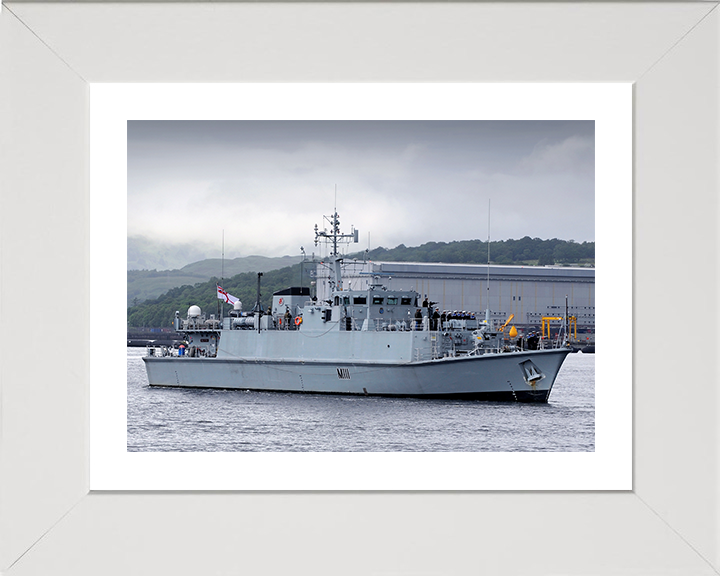 HMS Blyth (M111) Photo Print - Faslane 2012 - Royal Navy Sandown Class Minehunter Posters, Prints, & Visual Artwork Hampshire Prints 10 x 8 White Frame Yes