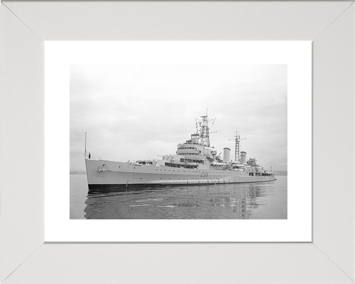 HMS Belfast (C35) Royal Navy Town Class Light Cruiser Leaving Harbour Photo Print Wall Art Decor Posters, Prints, & Visual Artwork Hampshire Prints 10 x 8 White Frame Yes