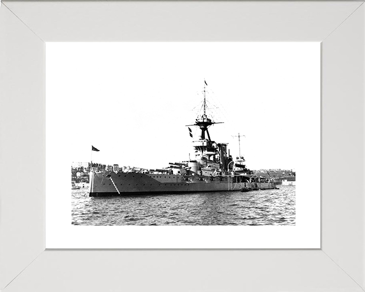 HMS Benbow (1913) Royal Navy Iron Duke Class Battleship At Anchor Photo Print Wall Art Decor Posters, Prints, & Visual Artwork Hampshire Prints 10 x 8 White Frame Yes