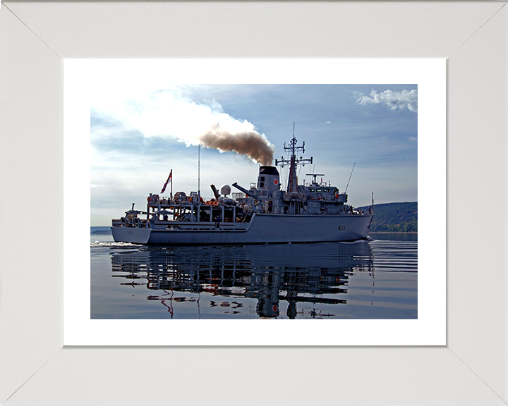 HMS Brocklesby (M33) Photo Print - Sails From HMNB Clyde 2006 - Royal Navy Hunt Class Mine Warfare Vessel Posters, Prints, & Visual Artwork Hampshire Prints 10 x 8 White Frame Yes