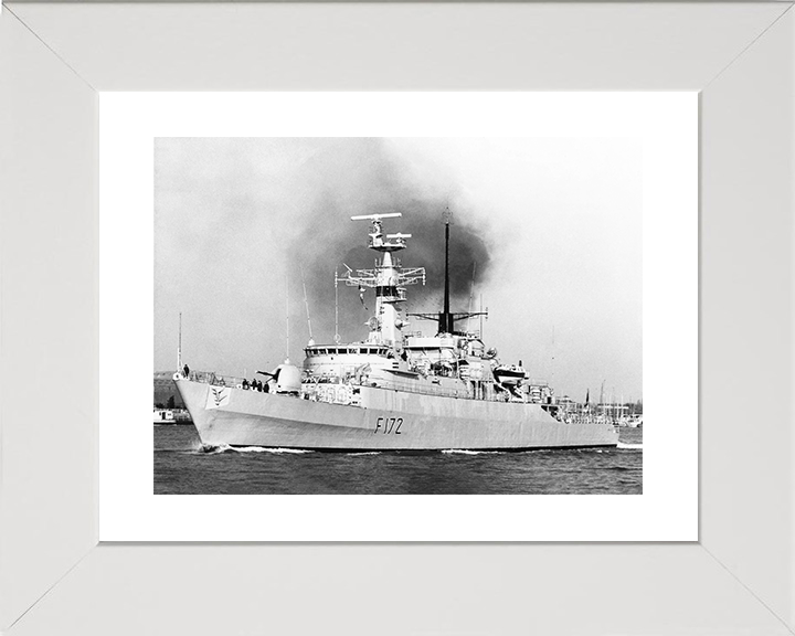 HMS Ambuscade (F172) Royal Navy Type 21 Frigate Leaving Portsmouth Photo Print Wall Art Decor Posters, Prints, & Visual Artwork Hampshire Prints 10 x 8 White Frame Yes