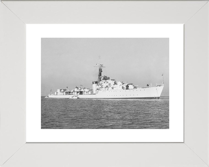 HMS Chequers (R61) Royal Navy C Class Destroyer Starboard Beam View Photo Print Wall Art Decor Posters, Prints, & Visual Artwork Hampshire Prints 10 x 8 White Frame Yes