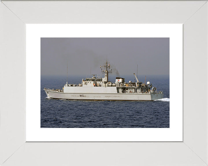 HMS Ramsey M110 | Photo Print | Framed Print | Sandown Class | Minehunter | Royal Navy Hampshire Prints