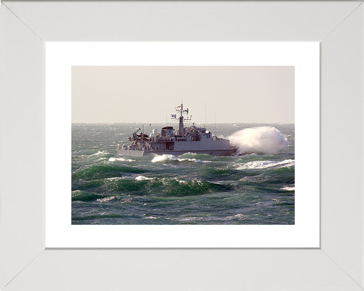 HMS Blyth (M111) Royal Navy Sandown Class Minehunter In Heavy Seas Photo Print Wall Art Decor Posters, Prints, & Visual Artwork Hampshire Prints 10 x 8 White Frame Yes