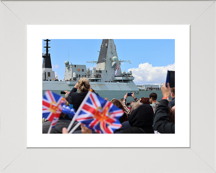 HMS Diamond (D34) Royal Navy Type 45 Destroyer Homecoming Photo Print Wall Art Decor Posters, Prints, & Visual Artwork Hampshire Prints 10 x 8 White Frame Yes