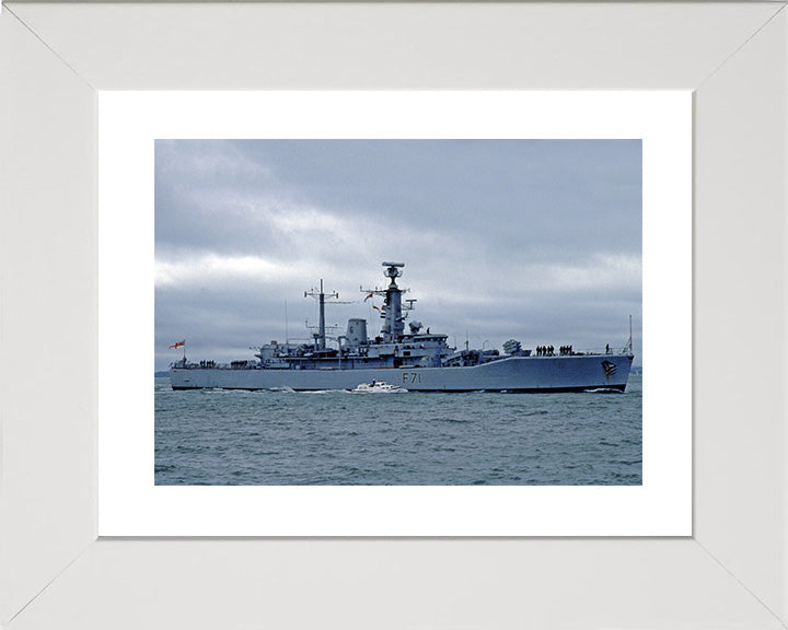 HMS Scylla F71 | Photo Print | Framed Print | Leander Class | Frigate | Royal Navy Hampshire Prints