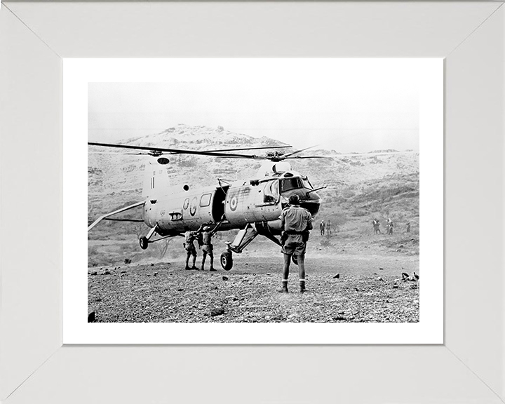 RAF Bristol Belvedere HC.1 Helicopter 26 Sqn 1962 Photo Print - Royal Air Force Aircraft Hampshire Prints 10 x 8 White Frame Yes