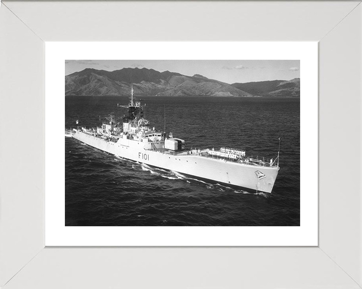 HMS Yarmouth (F101) Photo Print - High Starboard View - Royal Navy Rothesay Class Frigate