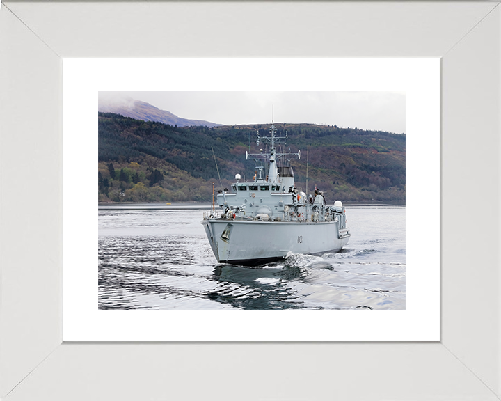 HMS Cattistock (M31) Royal Navy Hunt Class MineHunter Port Bow View Photo Print Wall Art Decor Posters, Prints, & Visual Artwork Hampshire Prints 10 x 8 White Frame Yes