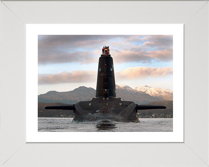 HMS Victorious (S29) Photo Print - Faslane 2005 - Royal Navy Vanguard Class Submarine Hampshire Prints 10 x 8 White Frame Yes