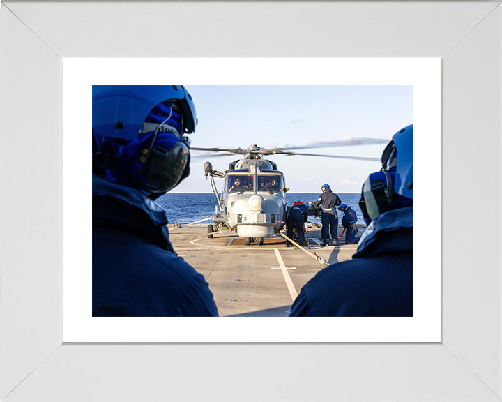 AETs Attaching Torpedo to Wildcat Helicopter Photo Print - Royal Navy Aircraft Hampshire Prints 10 x 8 White Frame Yes