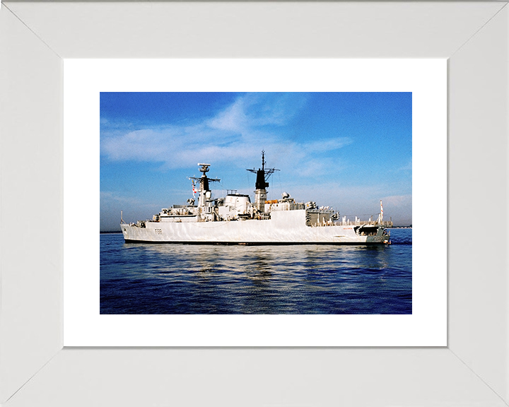 HMS Broadsword (F88) Royal Navy Type 22 Frigate Low Port Side View Photo Print Wall Art Decor Posters, Prints, & Visual Artwork Hampshire Prints 10 x 8 White Frame Yes
