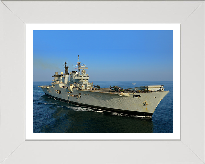 HMS Illustrious R06 | Photo Print | Framed Print | Invincible Class | Aircraft Carrier | Royal Navy Hampshire Prints