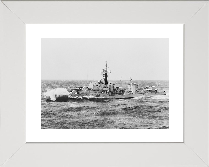 HMS Cavendish (D15) Royal Navy C Class Destroyer In Rough Sea Photo Print Wall Art Decor Posters, Prints, & Visual Artwork Hampshire Prints 10 x 8 White Frame Yes