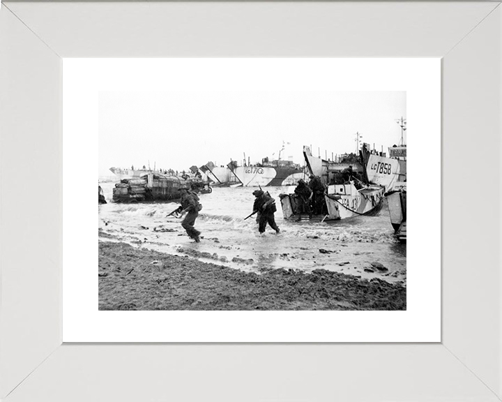 Royal Marines Commandos at Normandy on D-Day 1944 Photo Print Wall Art Military Decor Posters, Prints, & Visual Artwork Hampshire Prints 10 x 8 White Frame Yes