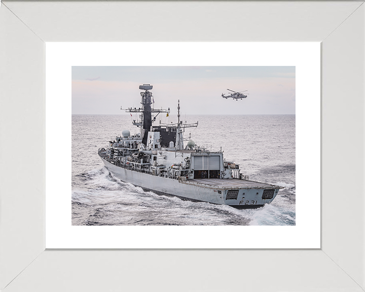 HMS Argyll (F231) Royal Navy Type 23 Frigate With Lynx Helicopter Wall Art Photo Print Naval Decor Posters, Prints, & Visual Artwork Hampshire Prints 10 x 8 White Frame Yes