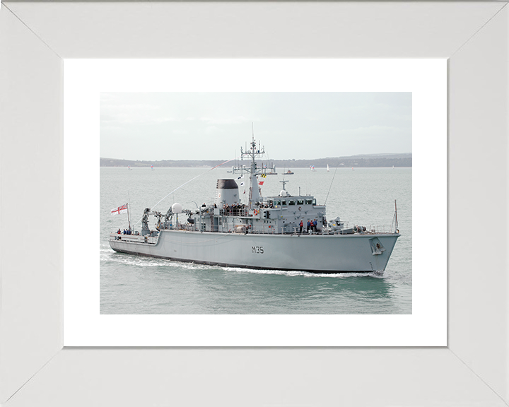 HMS Dulverton (M35) Royal Navy Hunt Class Mine Warfare Vessel Paying off Photo Print Wall Art Decor Posters, Prints, & Visual Artwork Hampshire Prints 10 x 8 White Frame Yes