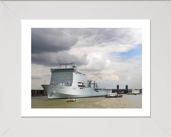 RFA Lyme Bay L3007 | Photo Print | Framed Print | Bay Class | Auxiliary Dock | Royal Fleet Auxiliary Hampshire Prints