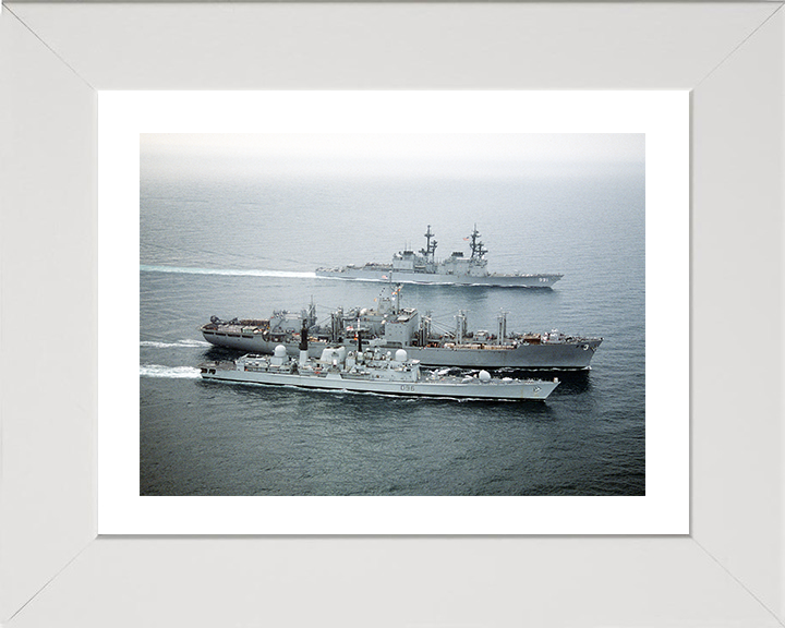 HMS Gloucester (D96) Photo Print - Refuelling 1991 - Royal Navy Type 42 Destroyer Hampshire Prints 10 x 8 White Frame Yes