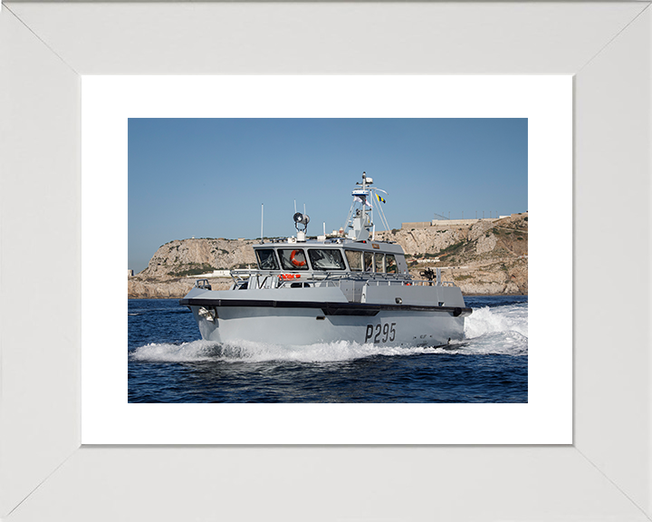 HMS Cutlass (P295) Royal Navy Cutlass Class Patrol Vessel Underway Photo Print Wall Art Decor Posters, Prints, & Visual Artwork Hampshire Prints 10 x 8 White Frame Yes